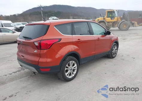 2019 Ford Escape Se from USA, damaged, VIN 1FMCU9GD6KUA94603